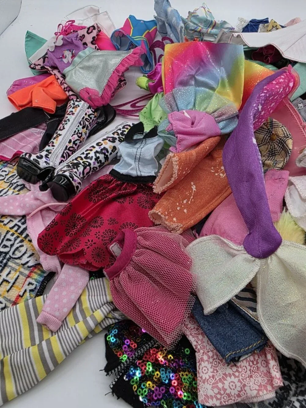 Barbie & Rainbow High Doll Clothing Lot of 65 Mixed Clothes Dress Tops